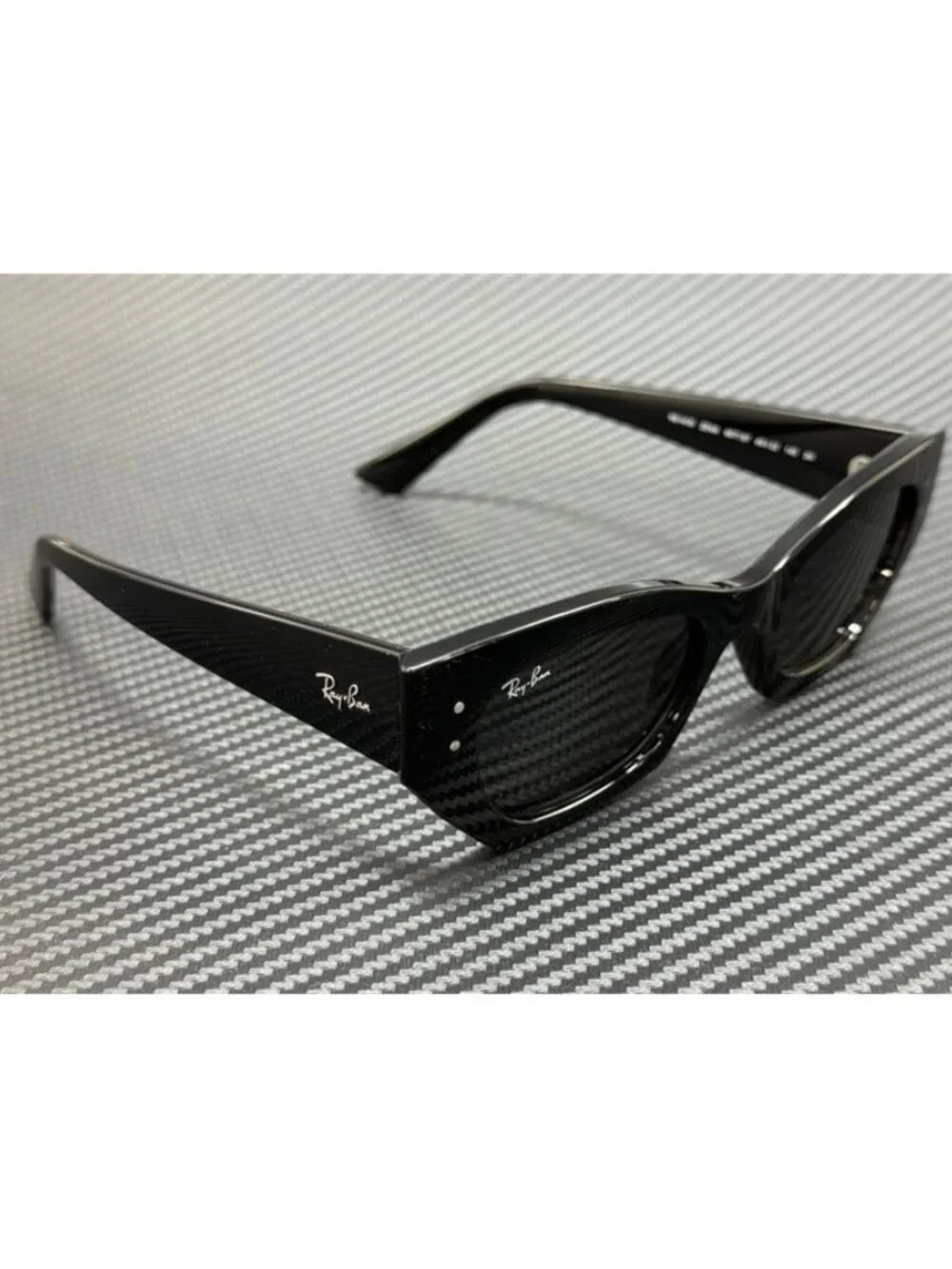 New RAY BAN Men Black Sunglasses 49-22-145